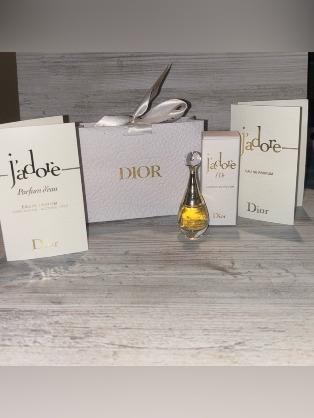 NEW Dior Mini Jadore L’Or Essence de Parfum 3.5ml/0.12oz Mini Gift Bag 2 Samples
